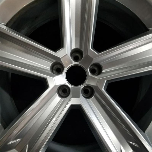 Audi Q8 OEM Wheel 20192022 20x9 4M8601025C 4M8601025 5 spoke Original