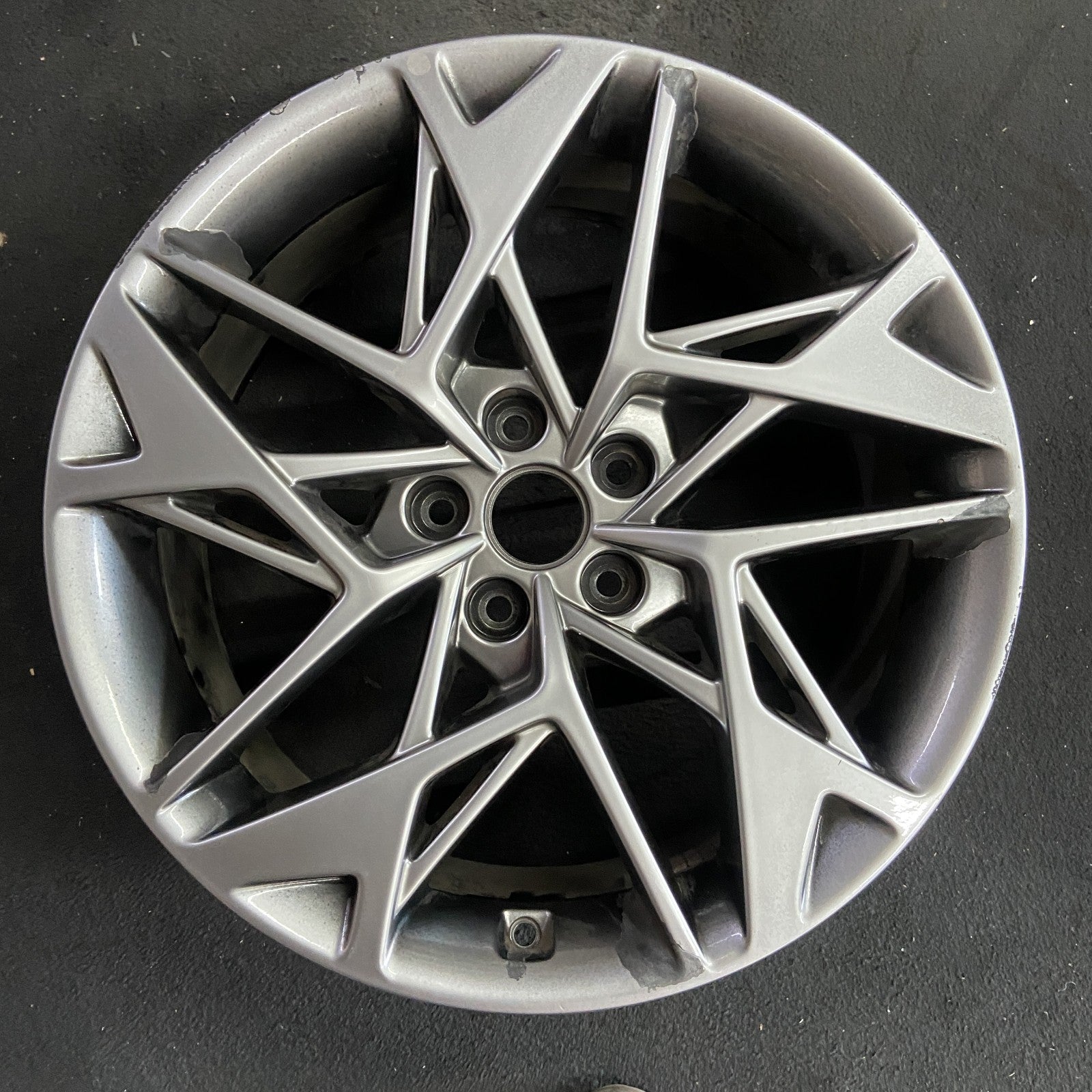 Genesis GV70 OEM Wheel 2022-2024 19x8 Inch 52910AR100 twisted spoke ...