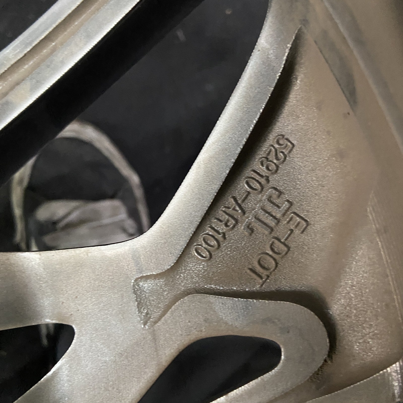 Genesis GV70 OEM Wheel 19x8 Inch 2022-2024 52910AR100 twisted spoke Rim ...
