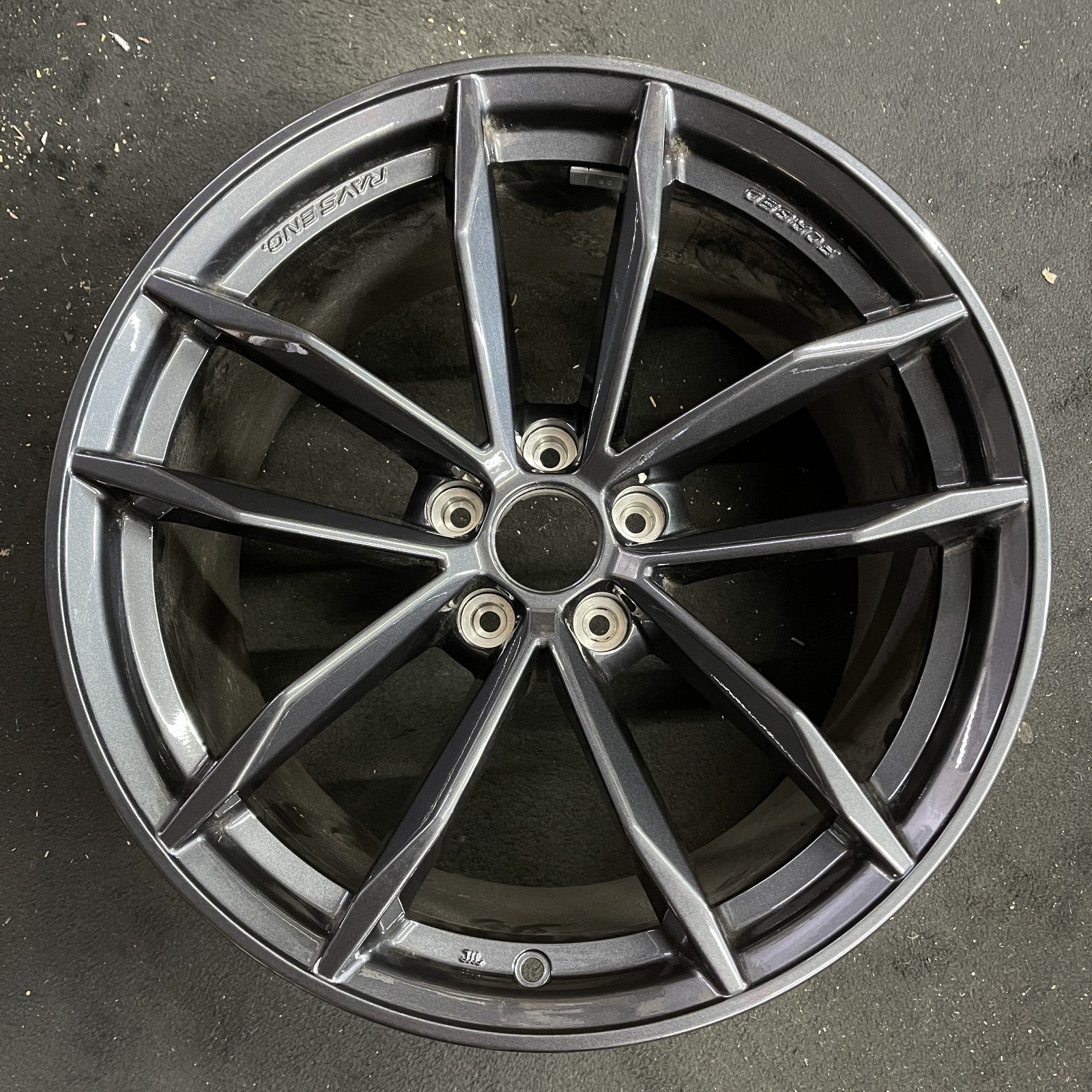 REAR Nissan Z OEM Wheel 2023-2024 19x10 Inch D0C006GP9D Rays forged ...