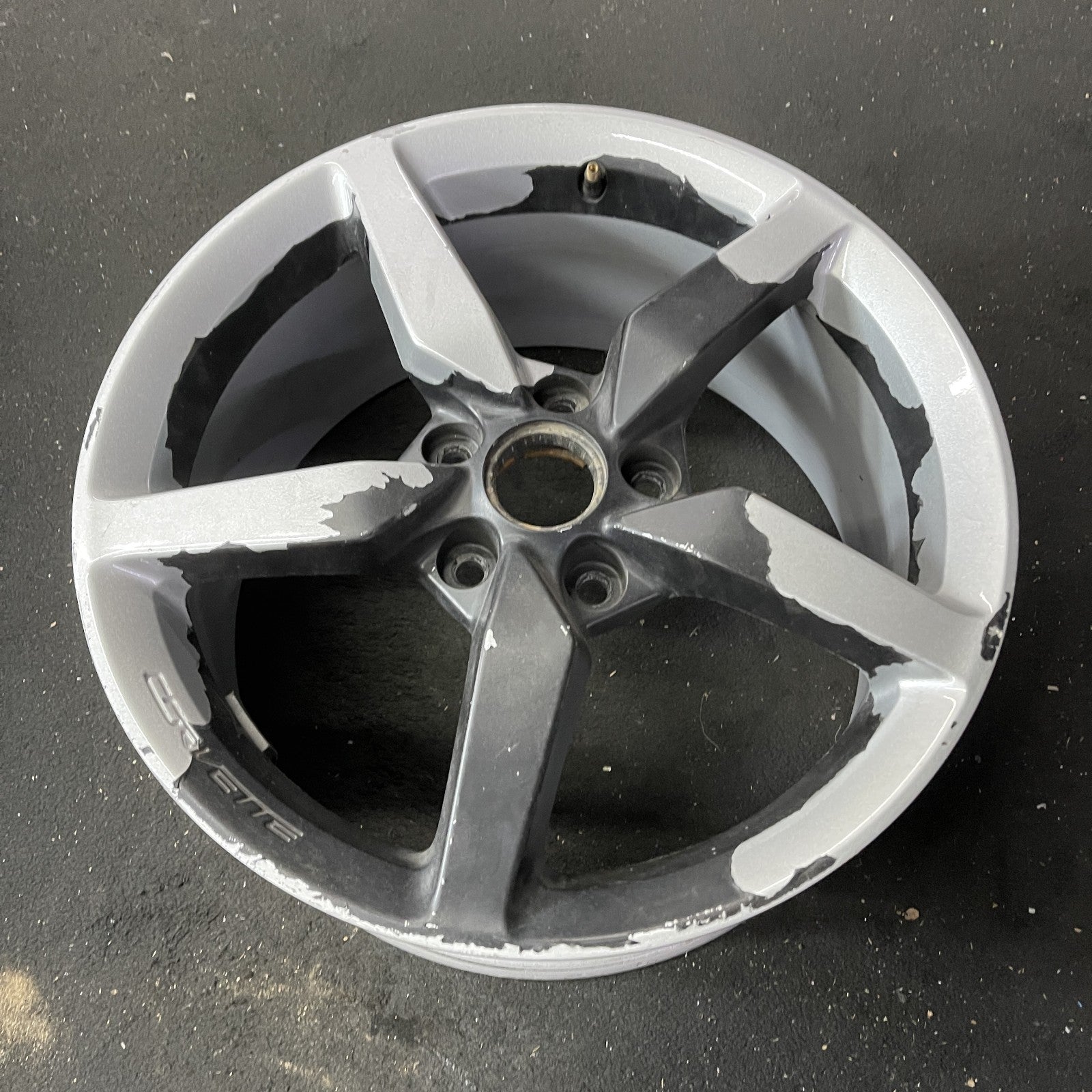 FRONT Chevrolet CORVETTE OEM Wheel 2014-2015 AAPA 20986435 18x8.5 Inch ...