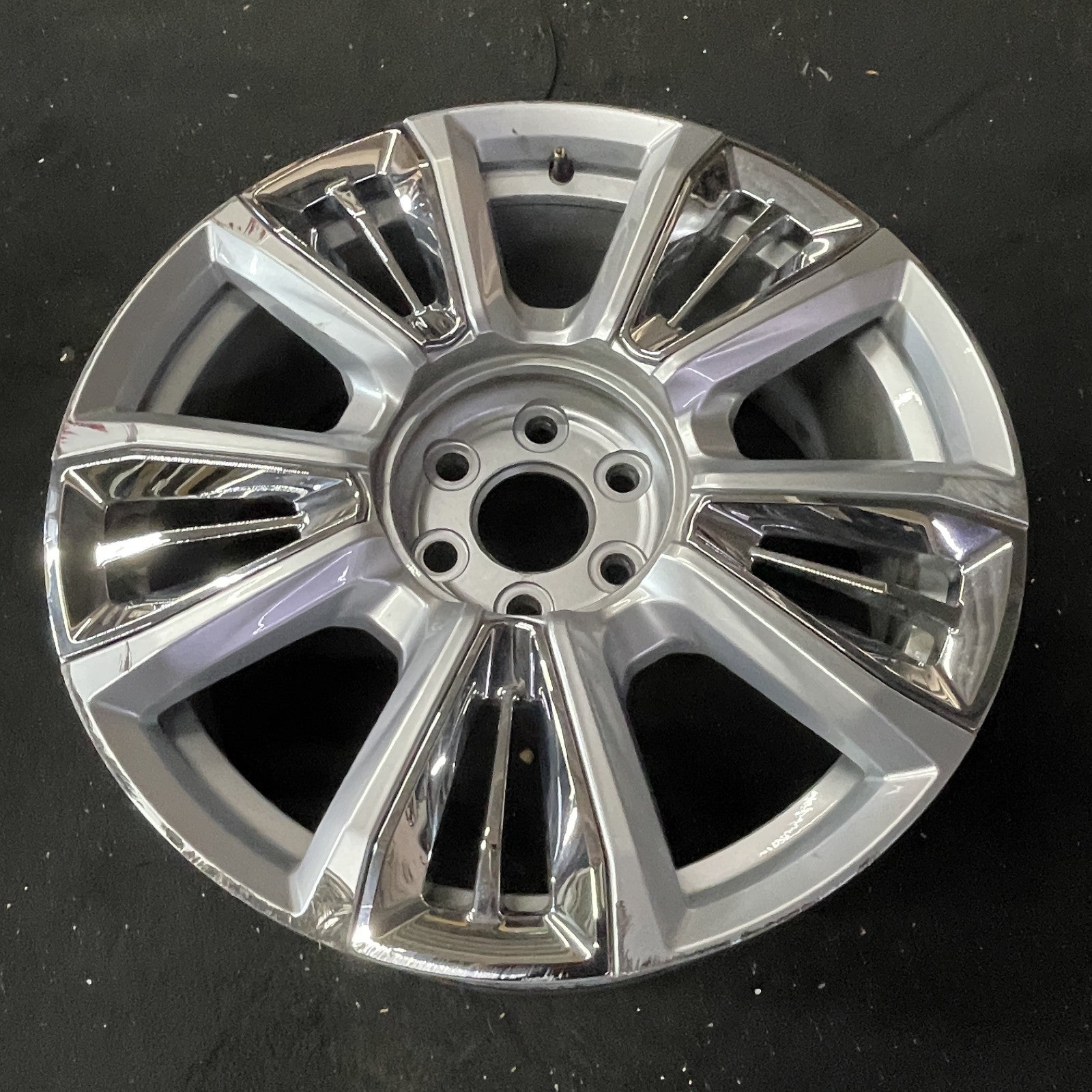 Chevrolet GMC SILVER SIERRA DENALI 1500 SUBURBAN OEM PICKUP 22x9 Inch ...