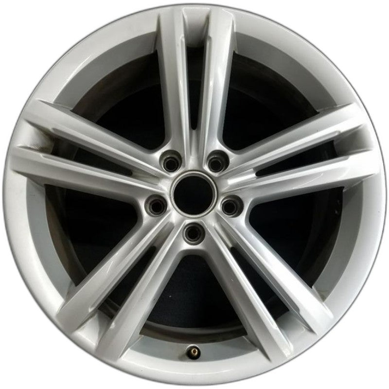 Upgrading Your Volkswagen Passat Wheels to OEM 18x8 Inch Diameter Whee
