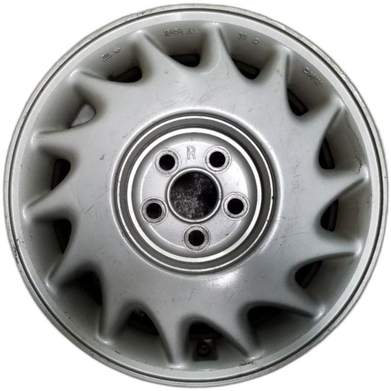 62720 Rim Upgrade Your Ride with Used OEM Wheels at Unbeatable Prices! SAW74200.