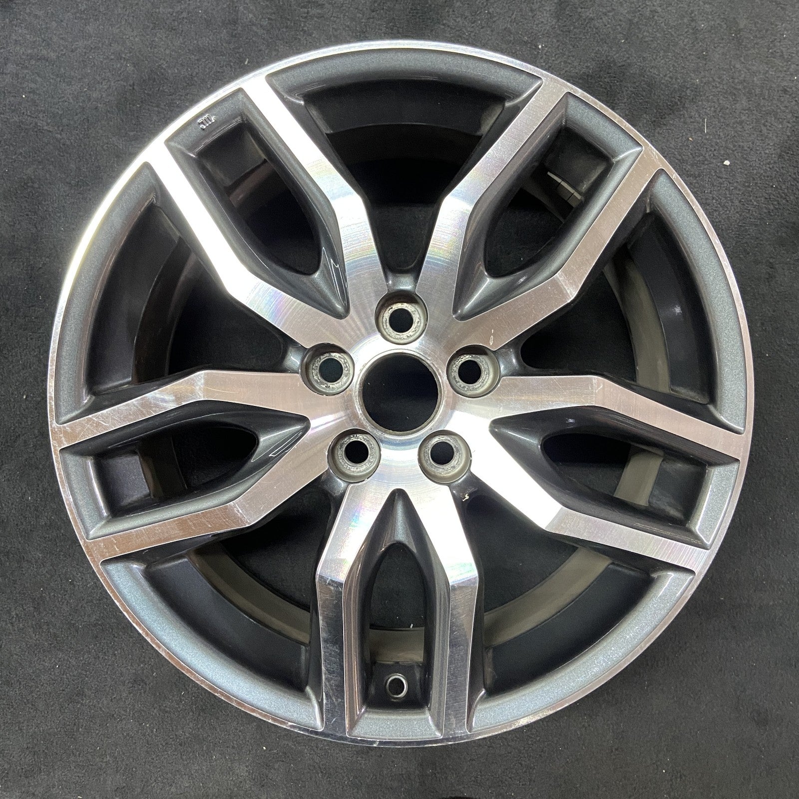 Scion MACHINED CHARCOAL TC OEM Wheel 2014-2016 18x7.5 Inch 4261121250 5 ...