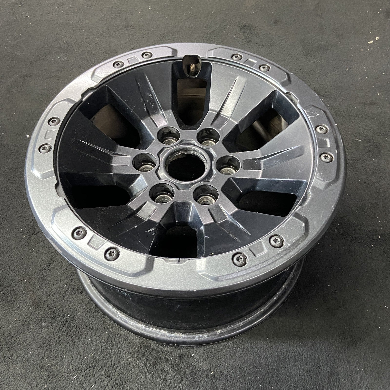 Ford 150 Raptor Rim Ford F150 RAPTOR OEM Wheel 17x8.5 Inch 2017-2020 HL3Z1007D HL3Z1021A 6 ...