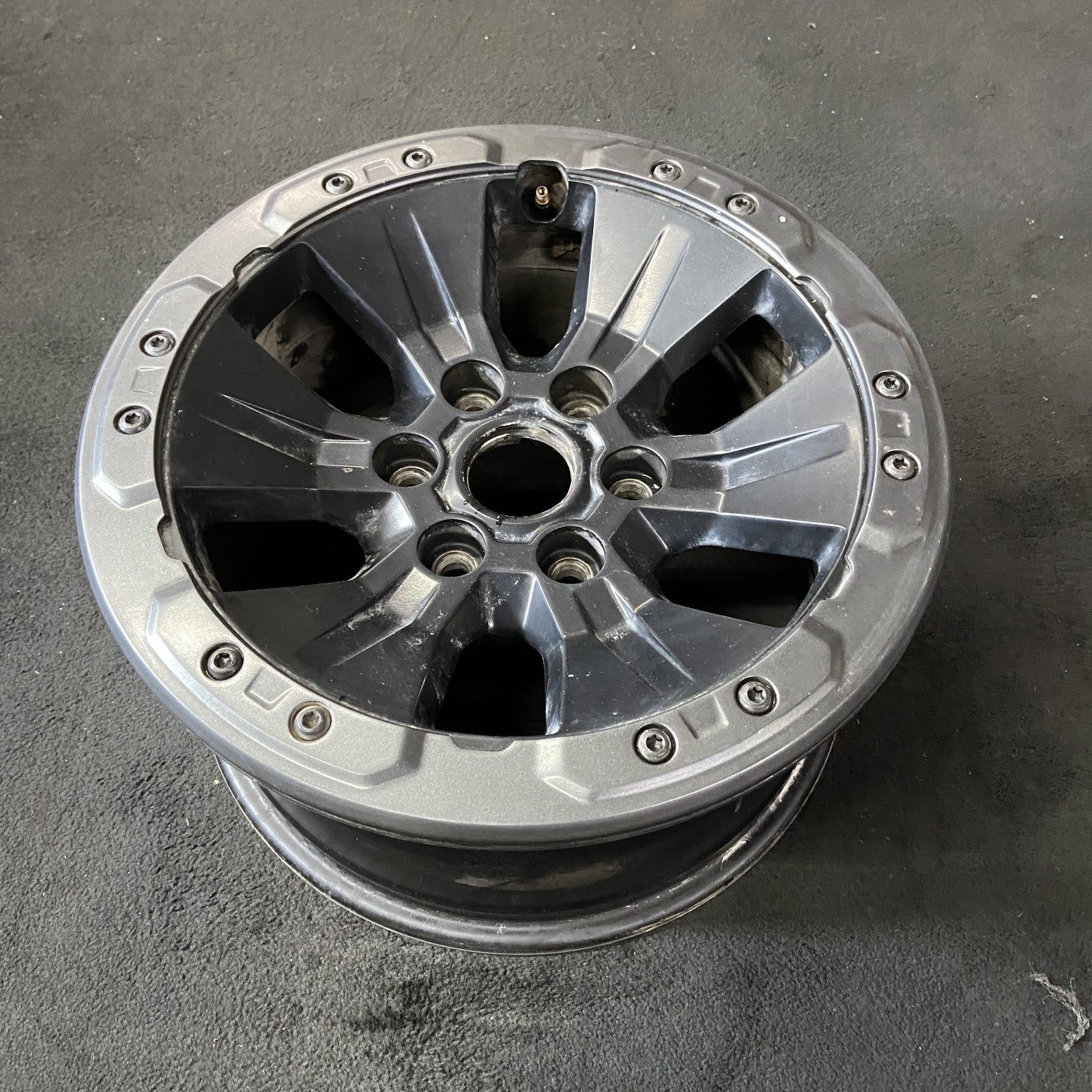 Ford F150 RAPTOR OEM Wheel 2017-2020 17x8.5 Inch HL3Z1007D HL3Z1021A 6 ...