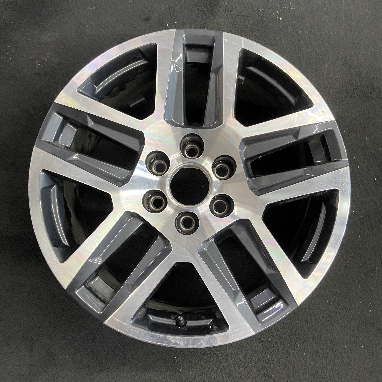 23220753 Rim Chevrolet GMC MACHINED CHARCOAL SIERRA DENALI 1500 PICKUP OEM Wheel ...