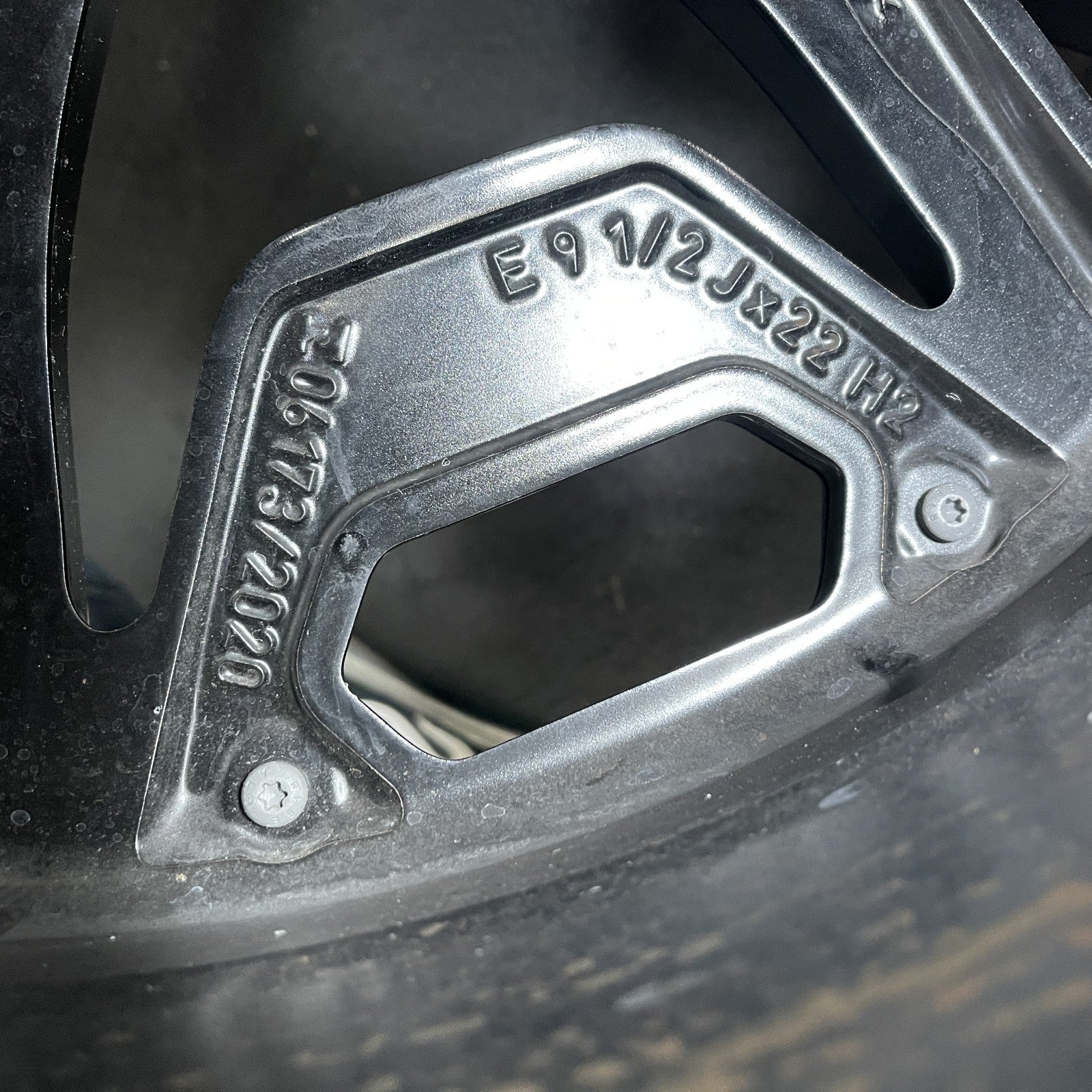 BMW BLACK IX OEM Wheel 22x9.5 Inch 2022-2024 36115A02658 5 Y spoke